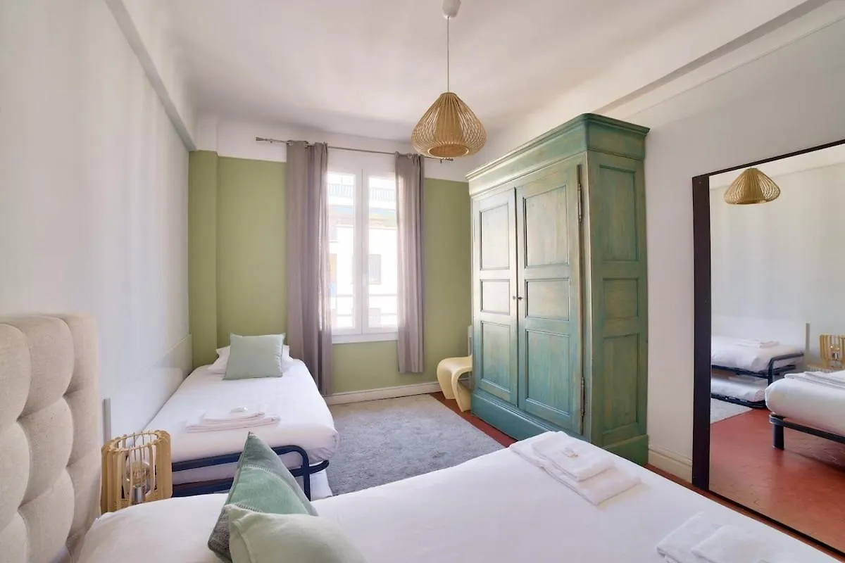 Appartamento Stunning 2Br By The Port 20Min Walk To The Beach Nizza